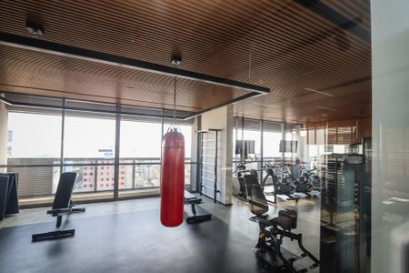 Studio para alugar com 39m², 1 quarto e 1 vaga Studio para alugar com 39m², 1 quarto e 1 vagaÁrea comum - Academia