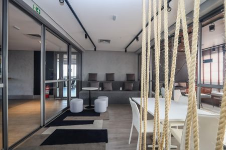 Studio para alugar com 39m², 1 quarto e 1 vaga Studio para alugar com 39m², 1 quarto e 1 vagaCoworking