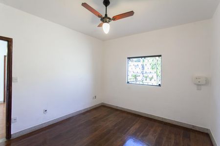 Casa à venda com 450m², 2 quartos e 5 vagasQuarto 1