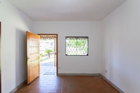 Casa à venda com 450m², 2 quartos e 5 vagasSala