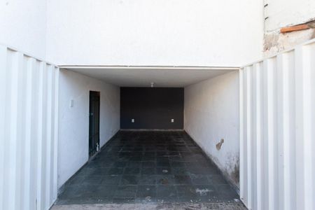 Casa à venda com 450m², 2 quartos e 5 vagasGaragem