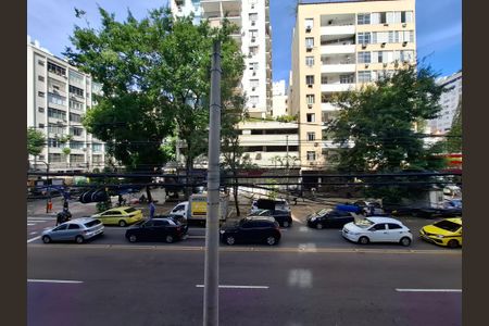 Apartamento à venda com 128m², 3 quartos e sem vaga Apartamento à venda com 128m², 3 quartos e sem vagaVista da sala