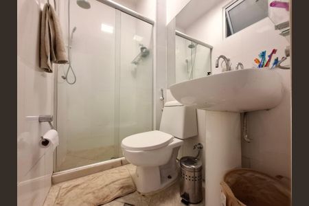 Apartamento à venda com 128m², 3 quartos e sem vaga Apartamento à venda com 128m², 3 quartos e sem vagaBanheiro