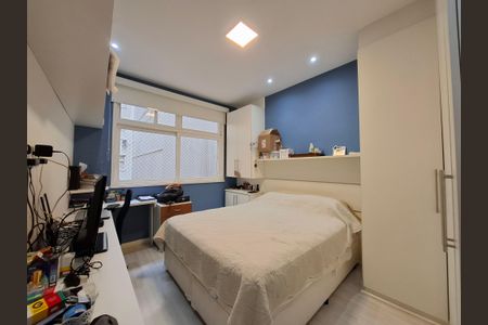 Apartamento à venda com 128m², 3 quartos e sem vaga Apartamento à venda com 128m², 3 quartos e sem vagaSuíte