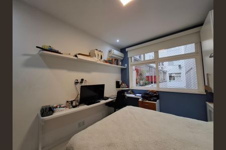 Apartamento à venda com 128m², 3 quartos e sem vaga Apartamento à venda com 128m², 3 quartos e sem vagaSuíte