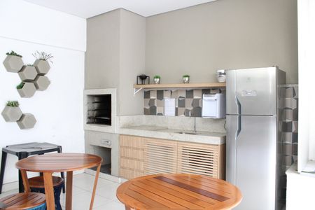 Apartamento à venda com 33m², 1 quarto e sem vagaÁrea comum - Churrasqueira