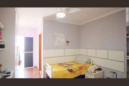 Casa à venda com 330m², 3 quartos e 4 vagas