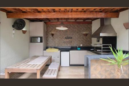 Casa à venda com 330m², 3 quartos e 4 vagas