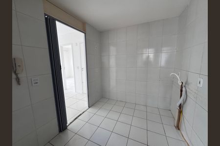 Apartamento à venda com 50m², 3 quartos e 1 vaga Apartamento à venda com 50m², 3 quartos e 1 vagaCozinha e Área de Serviço