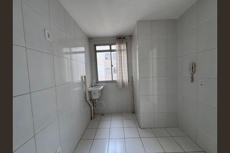Apartamento à venda com 50m², 3 quartos e 1 vaga Apartamento à venda com 50m², 3 quartos e 1 vagaCozinha e Área de Serviço