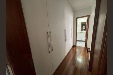 Apartamento à venda com 177m², 4 quartos e 3 vagas