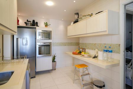 Apartamento à venda com 112m², 3 quartos e 2 vagasCozinha