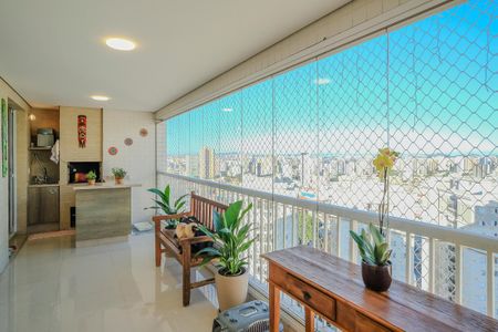 Apartamento à venda com 112m², 3 quartos e 2 vagasVaranda