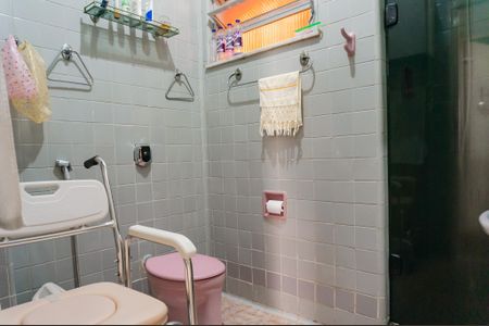 Apartamento à venda com 115m², 3 quartos e sem vaga Apartamento à venda com 115m², 3 quartos e sem vagaBanheiro