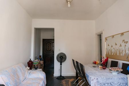 Apartamento à venda com 115m², 3 quartos e sem vaga Apartamento à venda com 115m², 3 quartos e sem vagaSala