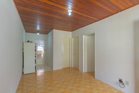 Casa de condomínio à venda com 55m², 2 quartos e 2 vagas Casa de condomínio à venda com 55m², 2 quartos e 2 vagasSala
