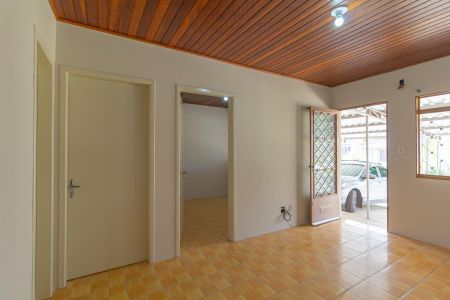 Casa de condomínio à venda com 55m², 2 quartos e 2 vagas Casa de condomínio à venda com 55m², 2 quartos e 2 vagasSala