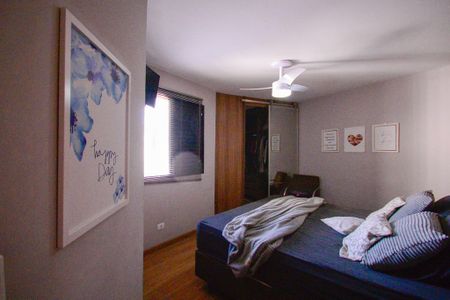 Casa à venda com 185m², 3 quartos e 2 vagas Casa à venda com 185m², 3 quartos e 2 vagas Suíte