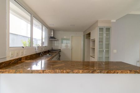 Casa de condomínio para alugar com 300m², 3 quartos e 4 vagasCozinha