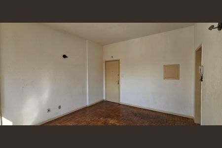 Studio à venda com 32m², 1 quarto e sem vaga Studio à venda com 32m², 1 quarto e sem vagaStudio