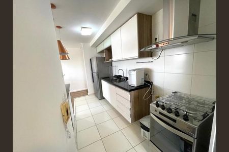 Apartamento à venda com 71m², 2 quartos e 2 vagas