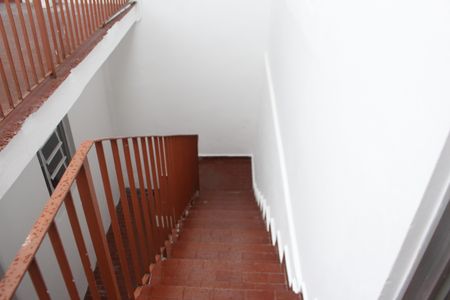 Casa à venda com 120m², 1 quarto e 2 vagasEscada