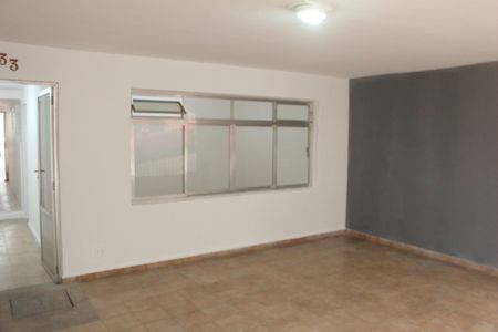 Casa à venda com 120m², 1 quarto e 2 vagasÁrea comum