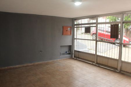 Casa à venda com 120m², 1 quarto e 2 vagasÁrea comum