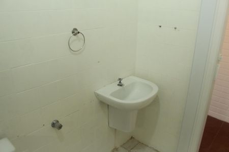 Casa à venda com 120m², 1 quarto e 2 vagasBanheiro