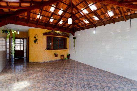 Casa à venda com 125m², 3 quartos e 2 vagasArea comum