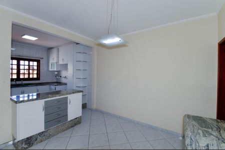 Casa à venda com 125m², 3 quartos e 2 vagasCopa