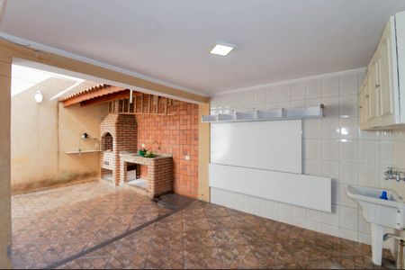 Casa à venda com 125m², 3 quartos e 2 vagasArea de serviço