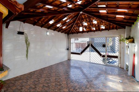 Casa à venda com 125m², 3 quartos e 2 vagasArea comum