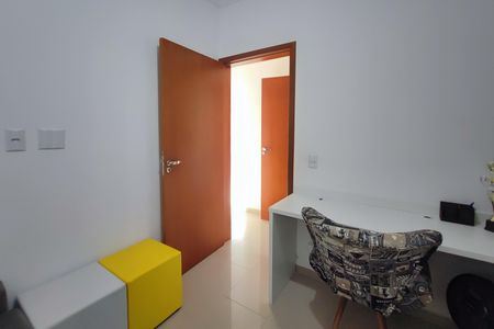 Apartamento à venda com 63m², 2 quartos e 1 vagaQuarto 2