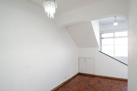 Casa à venda com 98m², 2 quartos e 1 vagaSala