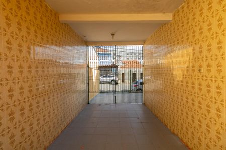 Casa à venda com 450m², 2 quartos e 10 vagas Casa à venda com 450m², 2 quartos e 10 vagasGaragem