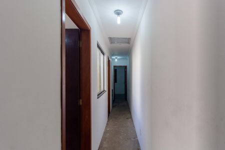 Casa à venda com 110m², 3 quartos e 2 vagas Casa à venda com 110m², 3 quartos e 2 vagasCorredor