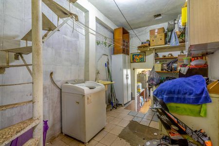Casa à venda com 330m², 3 quartos e 2 vagas