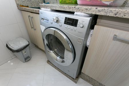 Apartamento à venda com 82m², 2 quartos e 2 vagasÁrea de Serviço - Máquina de Lavar