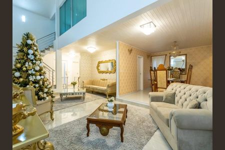 Casa de condomínio à venda com 360m², 4 quartos e 4 vagas