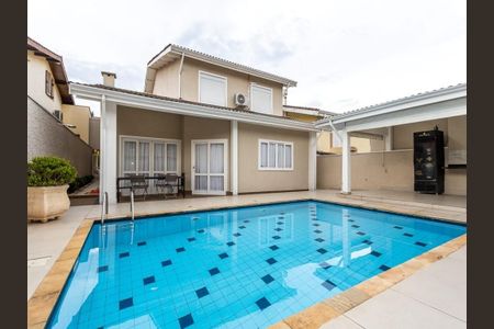 Casa de condomínio à venda com 360m², 4 quartos e 4 vagas