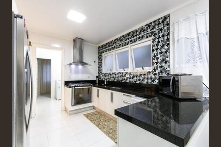 Casa de condomínio à venda com 360m², 4 quartos e 4 vagas