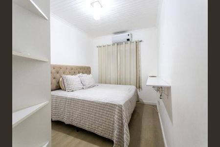 Casa de condomínio à venda com 360m², 4 quartos e 4 vagas
