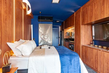 Studio à venda com 32m², 1 quarto e 1 vaga Studio à venda com 32m², 1 quarto e 1 vagaStudio