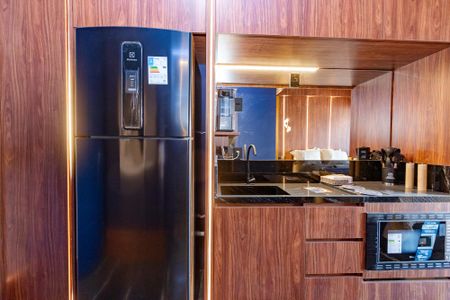 Studio à venda com 32m², 1 quarto e 1 vaga Studio à venda com 32m², 1 quarto e 1 vagaStudio