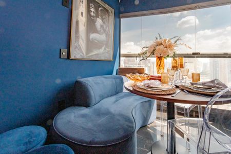 Studio à venda com 32m², 1 quarto e 1 vaga Studio à venda com 32m², 1 quarto e 1 vagaVaranda