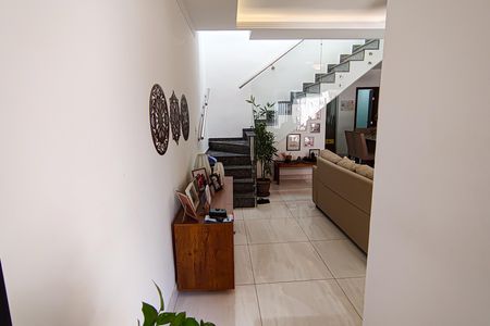 Casa à venda com 150m², 3 quartos e 1 vagaSala