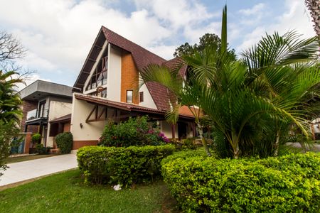 Casa de condomínio à venda com 220m², 3 quartos e 3 vagas Casa de condomínio à venda com 220m², 3 quartos e 3 vagasÁrea comum