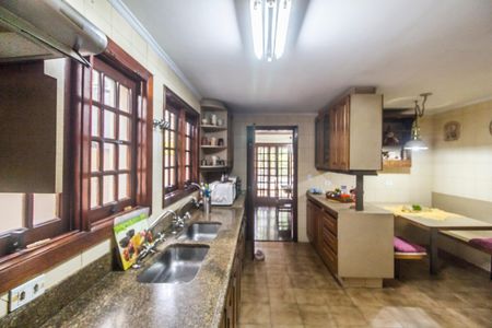 Casa de condomínio à venda com 220m², 3 quartos e 3 vagas Casa de condomínio à venda com 220m², 3 quartos e 3 vagasCozinha