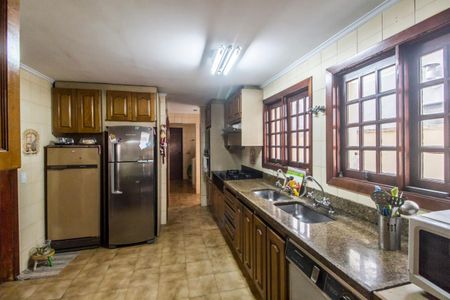 Casa de condomínio à venda com 220m², 3 quartos e 3 vagas Casa de condomínio à venda com 220m², 3 quartos e 3 vagasCozinha